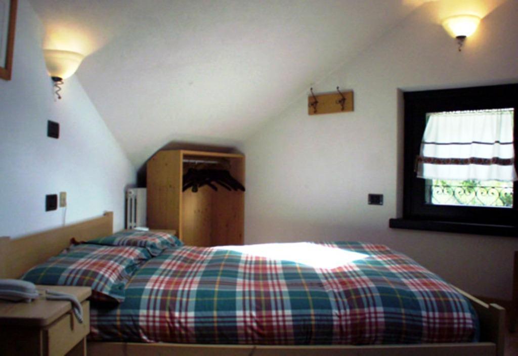 Pradelle Chalet Villa Valania חדר תמונה