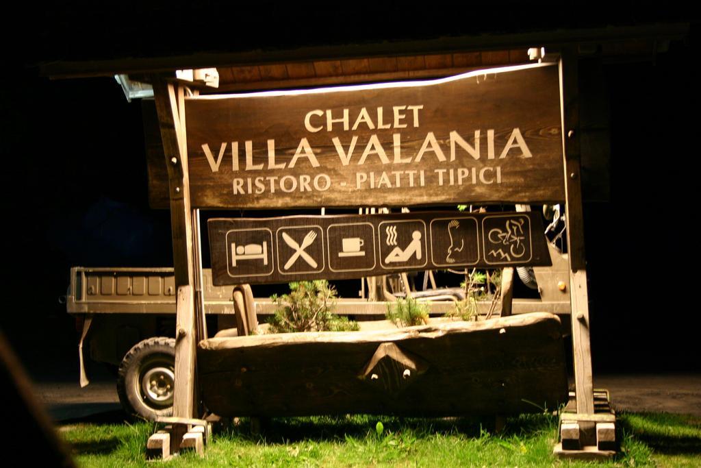 Pradelle Chalet Villa Valania מראה חיצוני תמונה